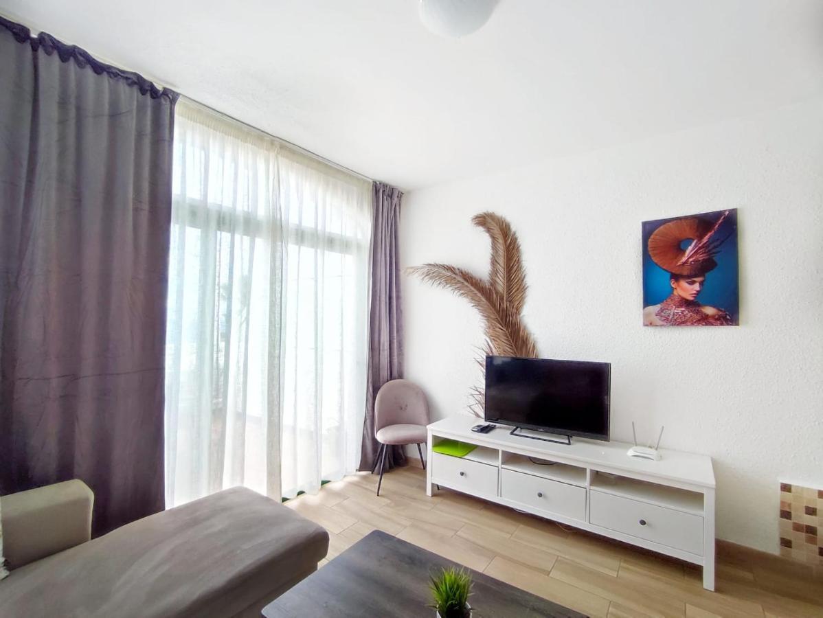 Aloha Chill Out Apartment
